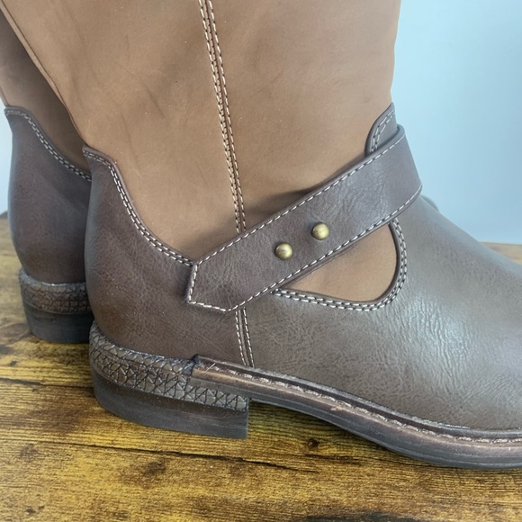 LUKEES by MUK LUKS Spike Aspen Brown Tonal
Tall Fashion Boot Size 7 New with Tag - Picture 2 of 13